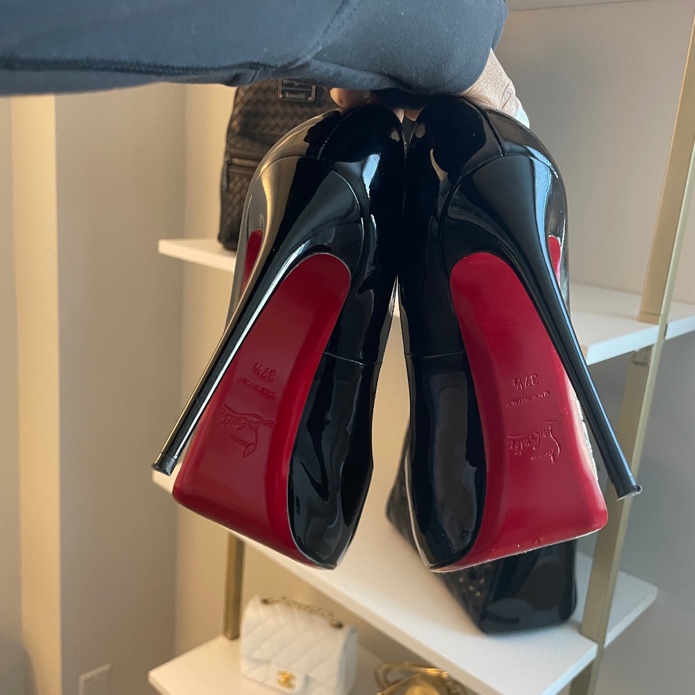 Patent Very Prive Louboutins